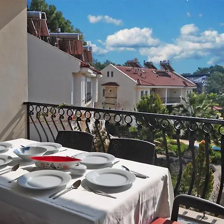 Hillcrest Apartman *